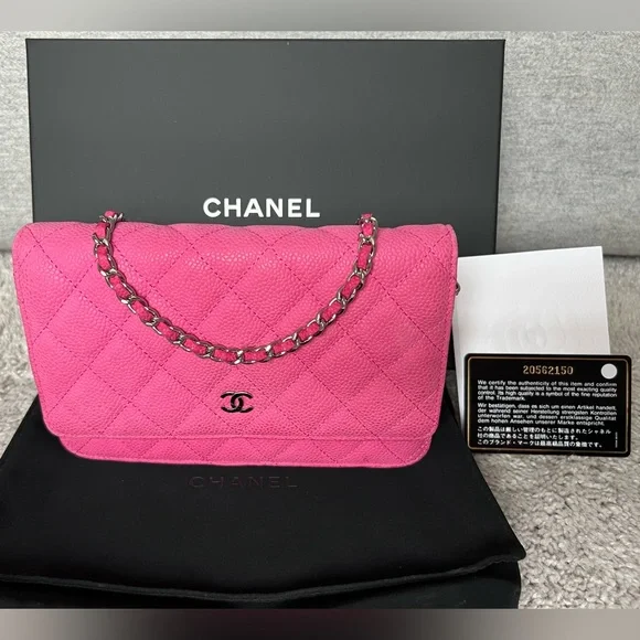 Chanel Iridescent Caviar Quilted Wallet on Chain WOC Pink - Picture 1 of 8